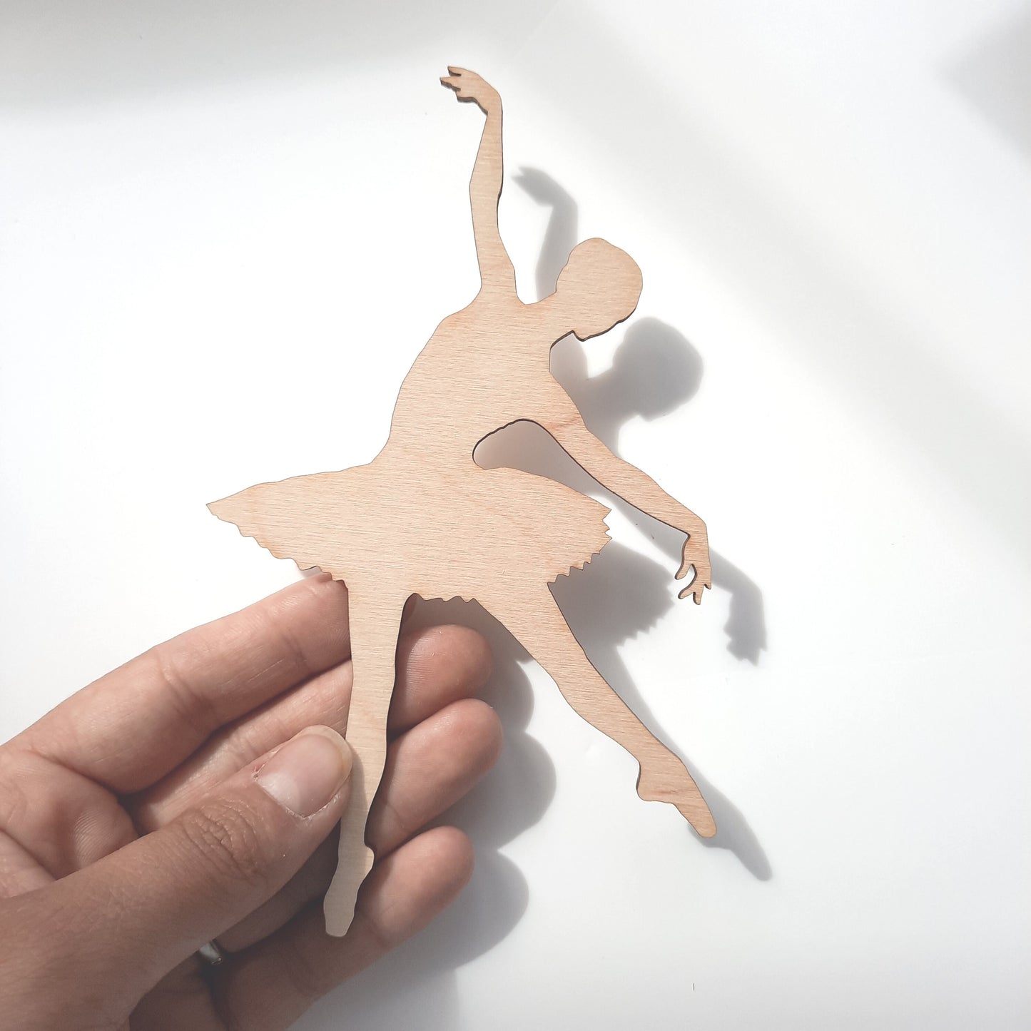 Ballerina Silhouetten aus Holz, Ballerina Wanddekoration