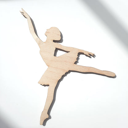 Ballerina Silhouetten aus Holz, Ballerina Wanddekoration