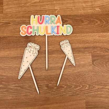 Hurra Schulkind Caketopper bunt, Acryl auf Holz